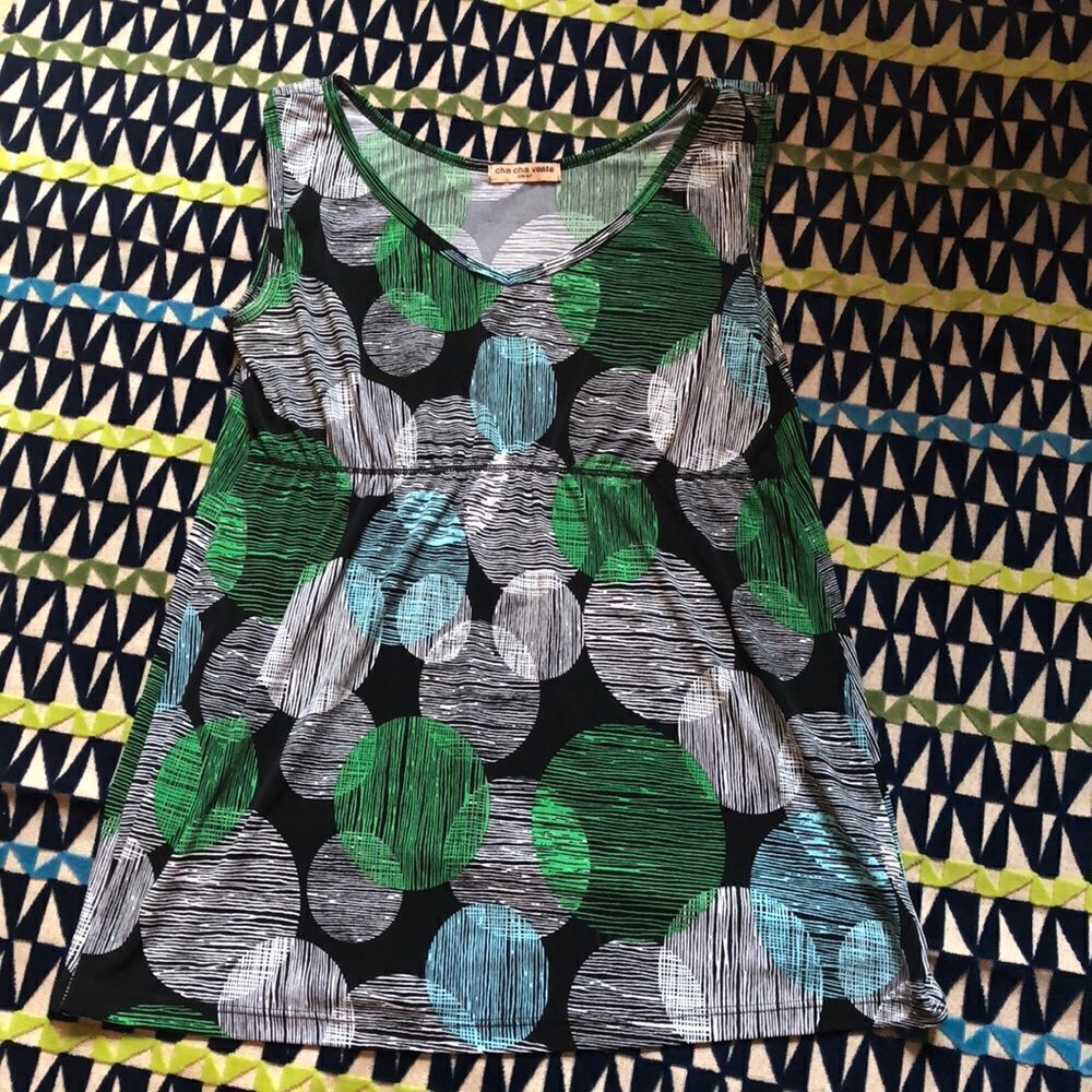Cha cha vente tank top sz S